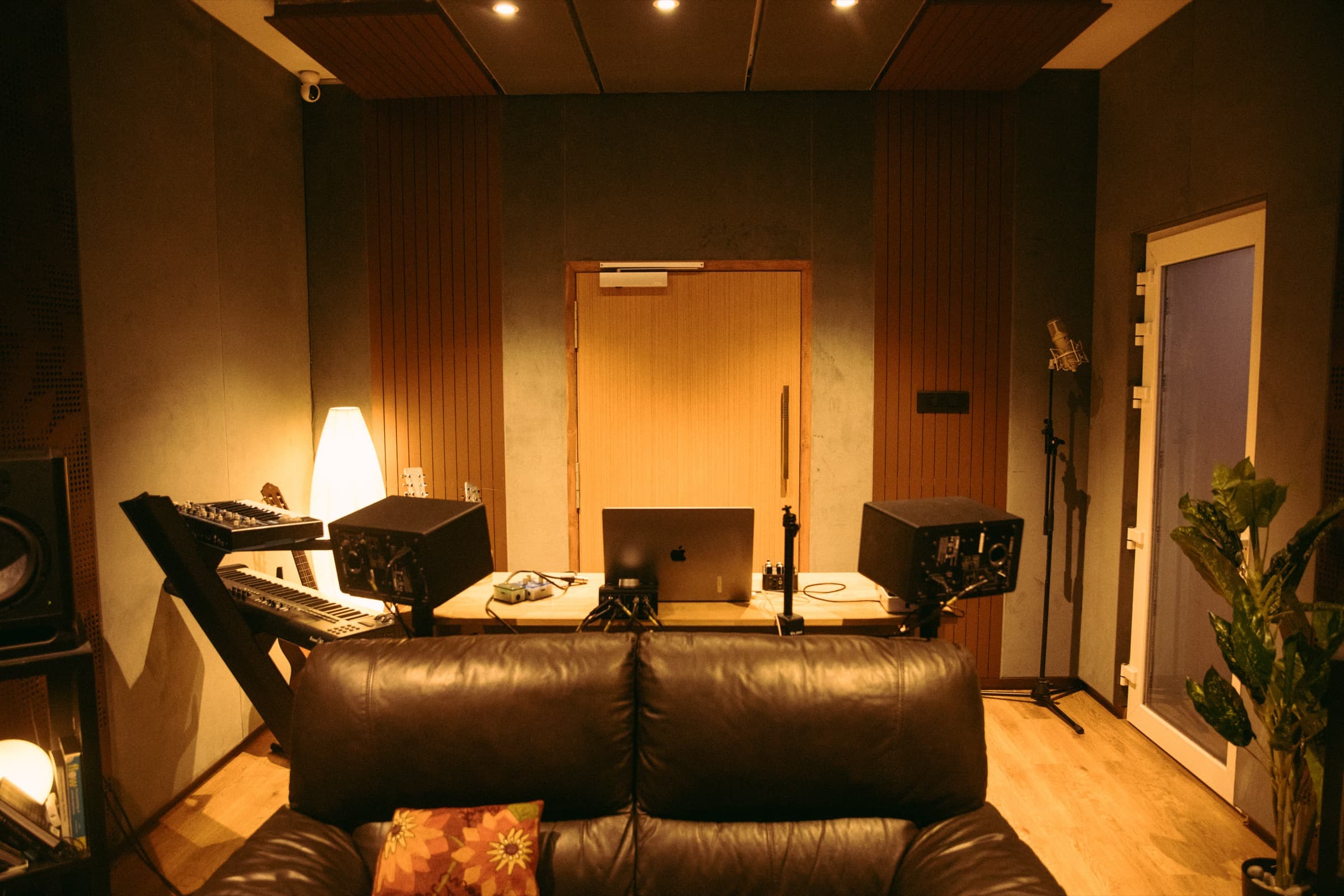 Flexible Studio Suites